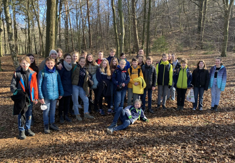 Klasse baut Seilbahn