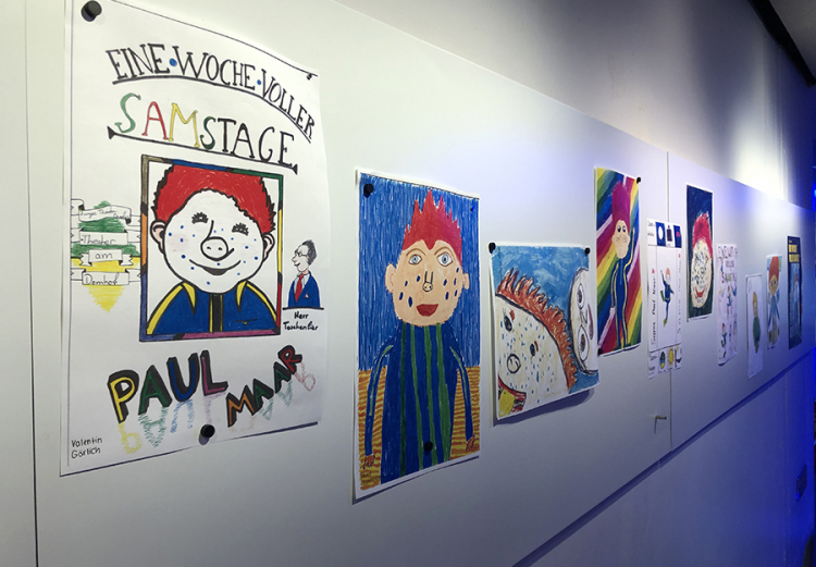 Schüler:innen der Ursulaschule nahmen am Plakatwettbewerb des Theaters am Dom in Osnabrück teil.