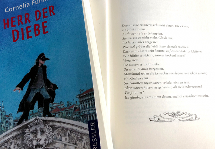 Der Roman “Herr der Diebe” und der Wunsch eine Katze zu sein