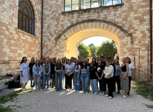 Besuch des Liceo Sesto Properzio in Assisi