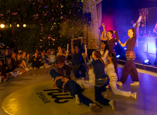 Bunter Abend in Assisi