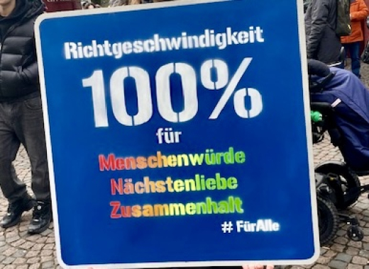 Richtgeschwindigkeit 100% für Menschenwürde