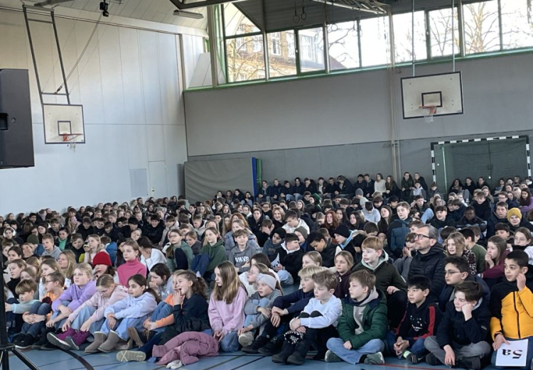 Vollversammlung im Februar