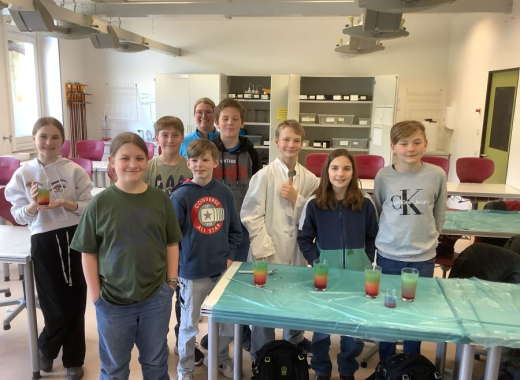 Experimentier-AG bereit für die Maiwoche