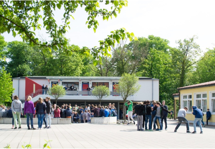 Mehr Miteinander, weniger Bildschirm: Warum unsere Schule auf echte Begegnung setzt